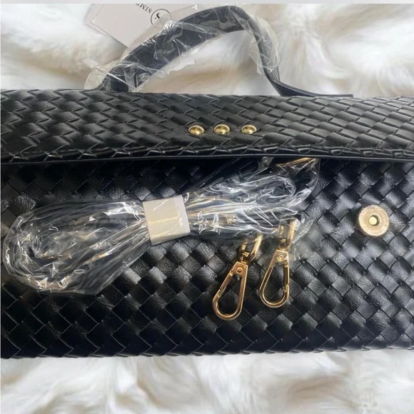 PrettySimple Black Woven Handbag - Picture 4 of 5